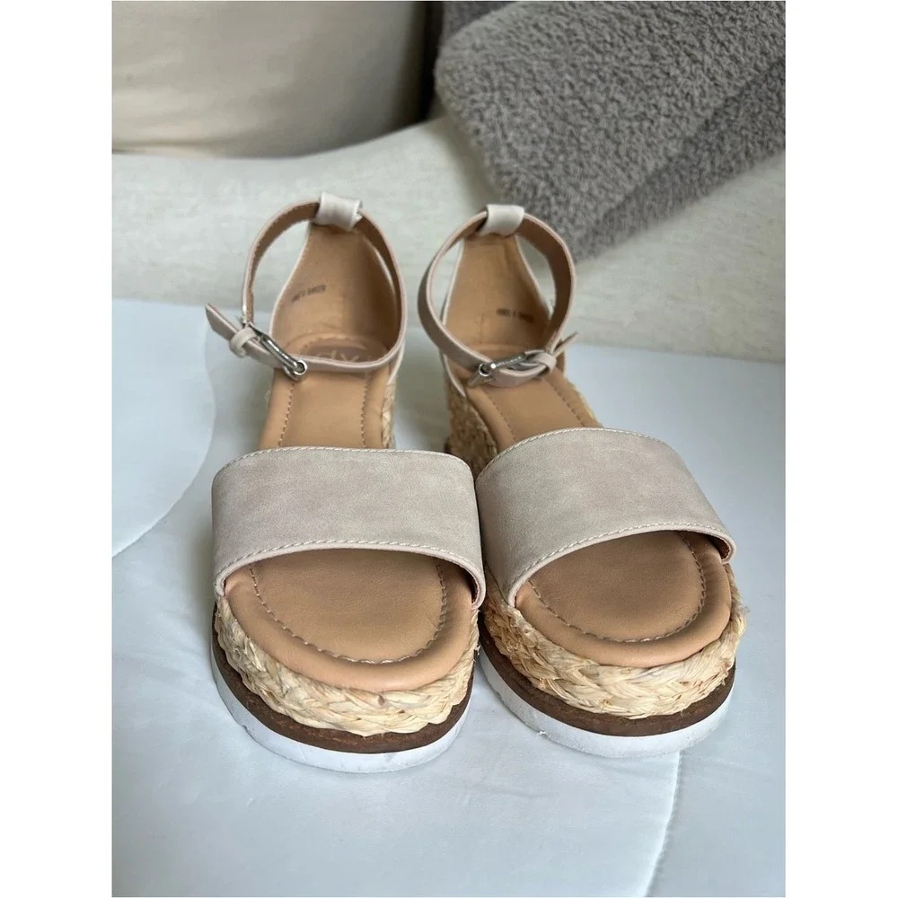 Dolce Vita Women's Neutral Espadrille Platform Sandals with Ankle Strap size 6